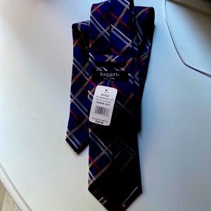 Mens new Haggar tie